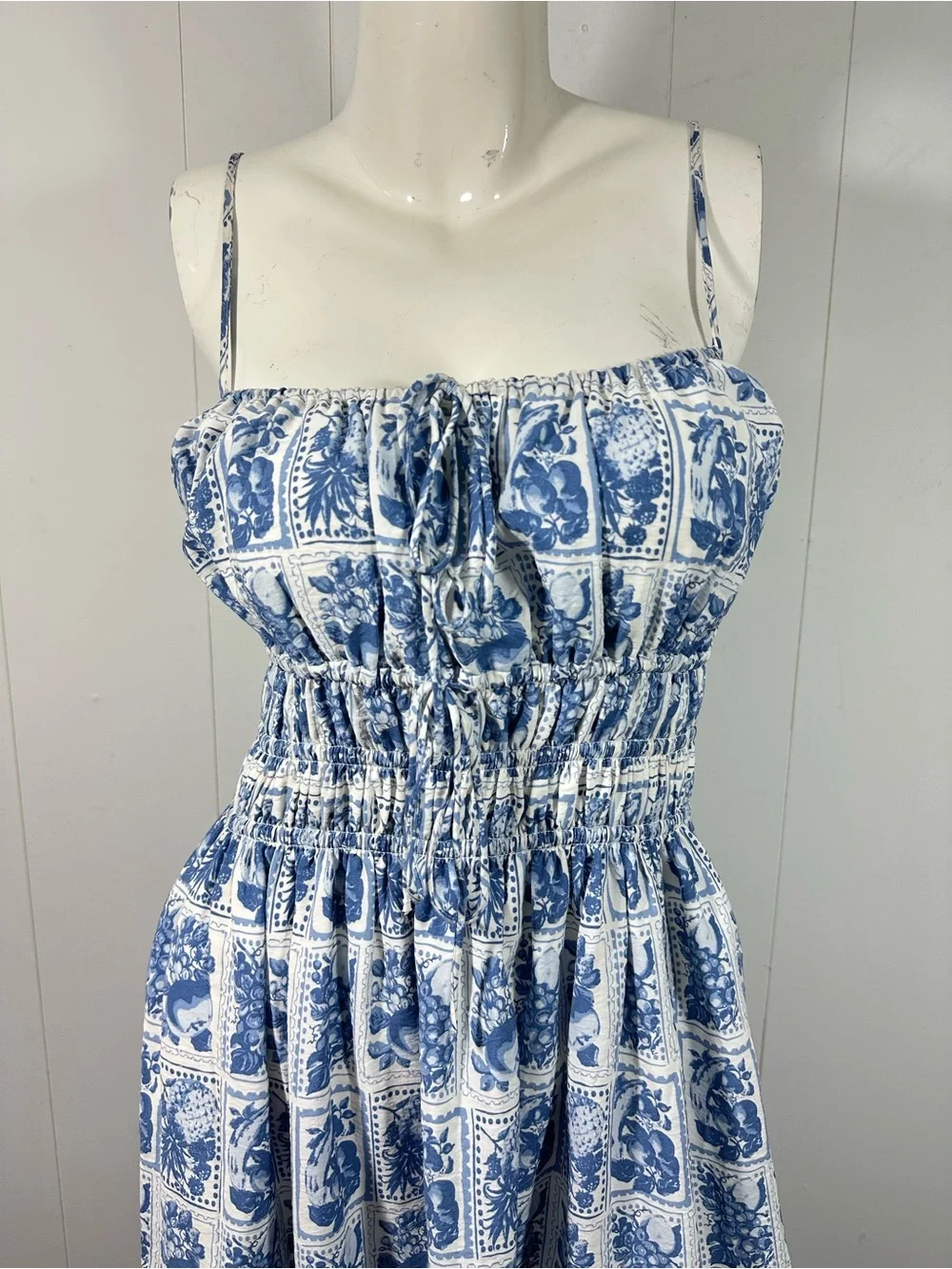 Abercrombie Size Medium Women’s Tie-Front Maxi Blue Dress Adjustable Straps